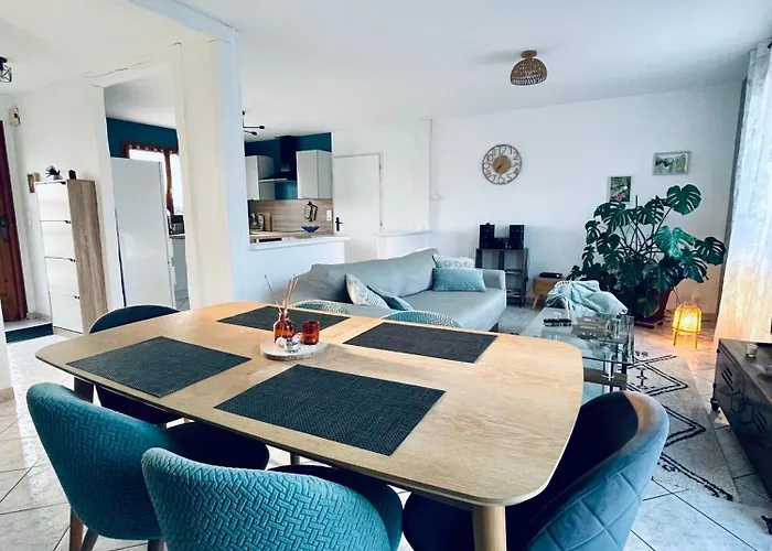 La P'tite Ambrièroise Hébergement de vacances