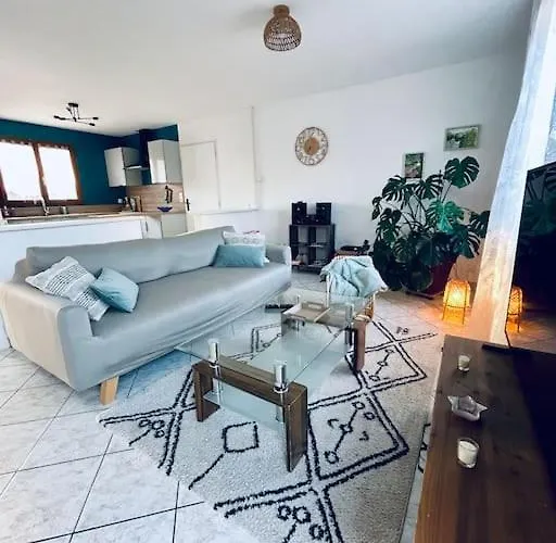 La P'tite Ambrièroise Hébergement de vacances